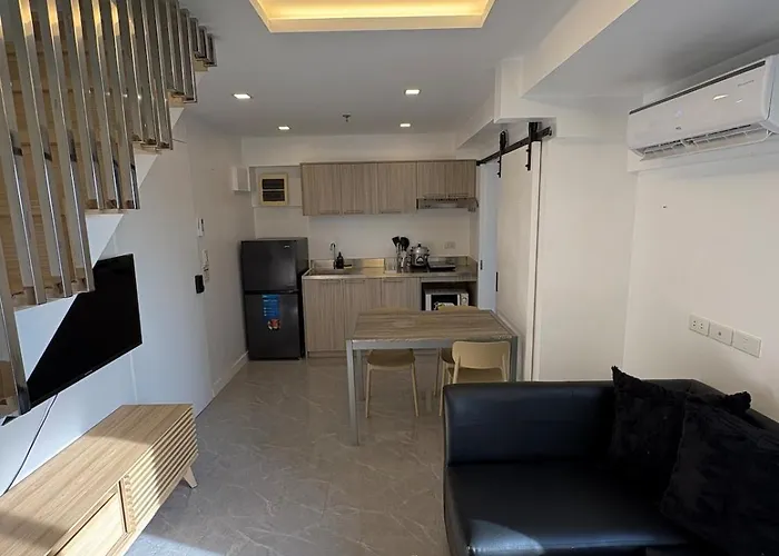 3br Golf View In Victoria Bgc *